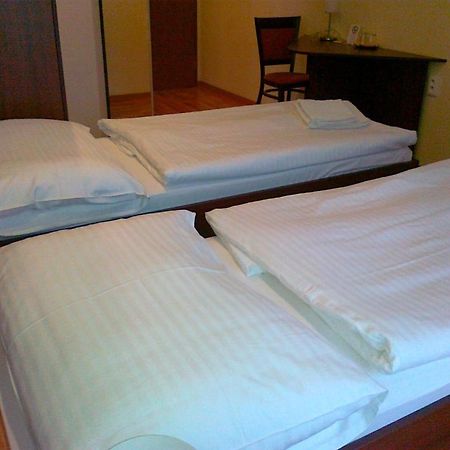 Hotel Arli Senica Room photo